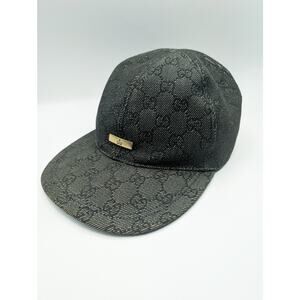 Auth GG Black Canvas/Gold Hardware Baseball Cap Unisex Size Large w/ Dust Bag
